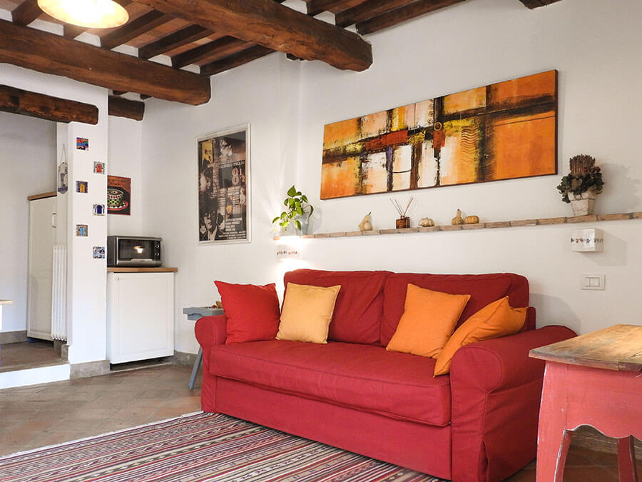Apartment in Chianti, ideal for couples or families